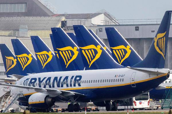 Ryanair reports €273m loss as passenger traffic rebounds