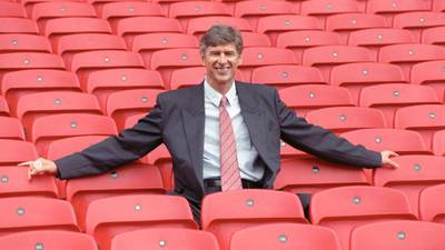 Ferguson pays tribute to old rival Wenger