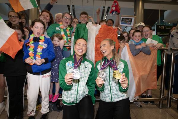 ‘Paris is next’: Medal-winning Irish runners get heroes’ welcome at Dublin Airport 