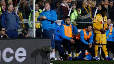 Wayne Shaw resigns from Sutton United following pie incident
