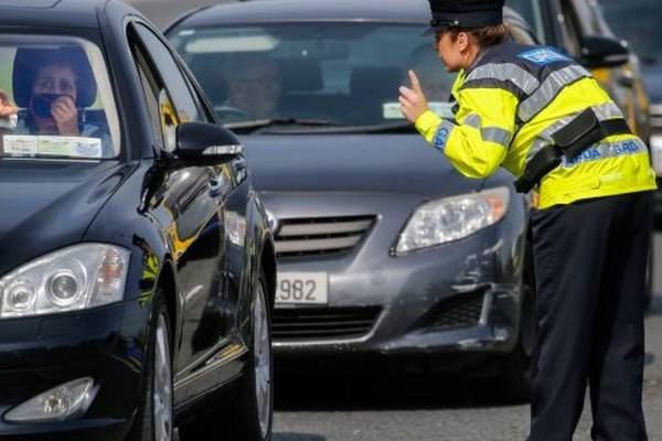 Garda checkpoints in  Kildare, Laois and Offaly as restrictions come into force