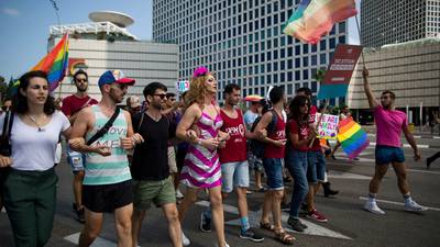 Mass rally in Tel Aviv to protest against new surrogacy law