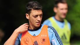 Mesut Özil believes Arsenal can win Premier League
