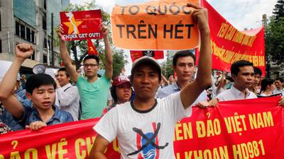 Chinese rig sparks riots in Vietnam