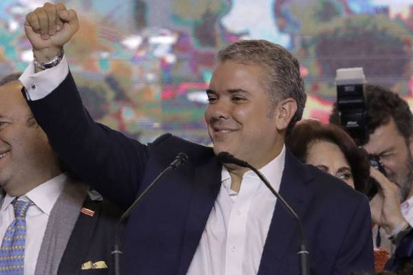 Colombia’s new right-wing president vows to ‘correct’ Farc peace deal