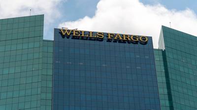 Wells Fargo considers restructuring its wealth-management business