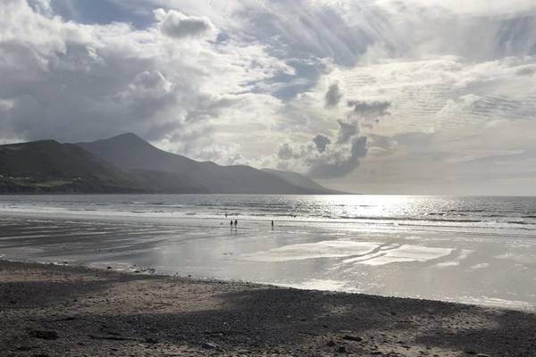 Kingdom Come (and Gone) – Frank McNally on holidays in Kerry, the myth of Tír na nÓg, and the demise of Big Phil