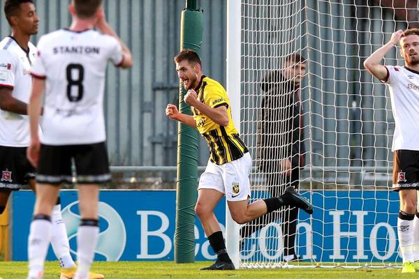 Vitesse cling on to send Dundalk out of Europe