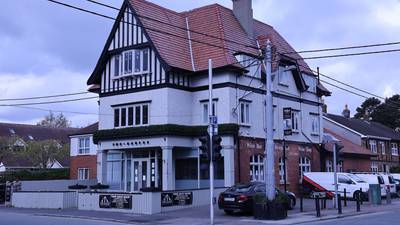 Objections to placing Foxrock restaurant on protected list