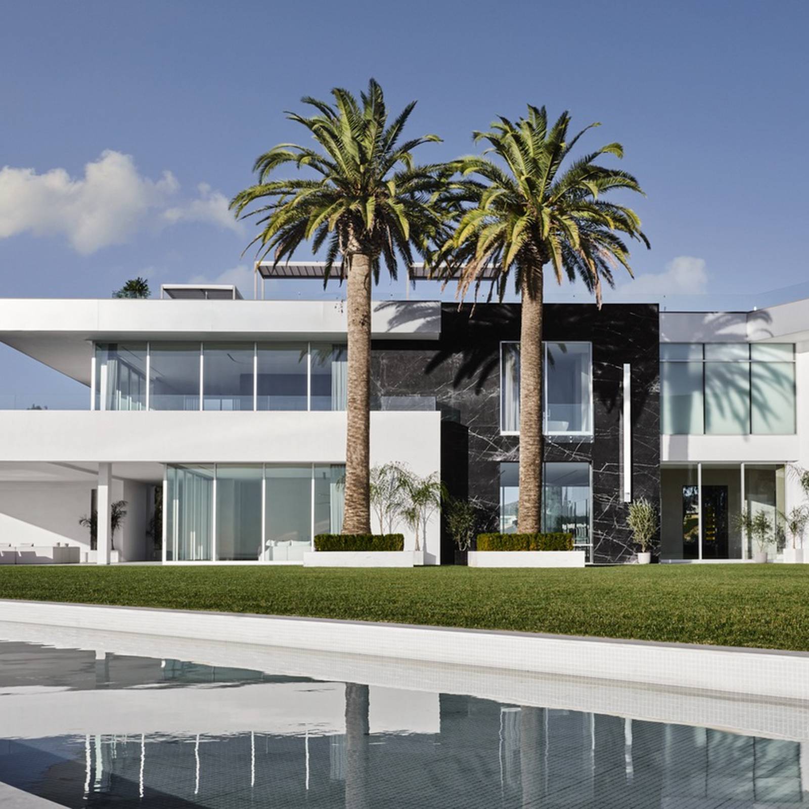 Beyoncé and Jay-Z's Architect Building $500 Million Mansion in Bel Air