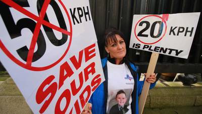 Grieving mother protests outside Dáil over speed limits