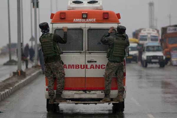 Suicide car bombing kills 40 Indian soldiers in Kashmir