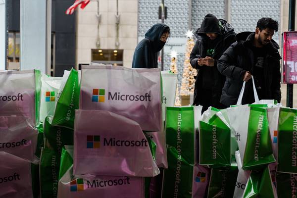 Microsoft shares bounce on strong forecast