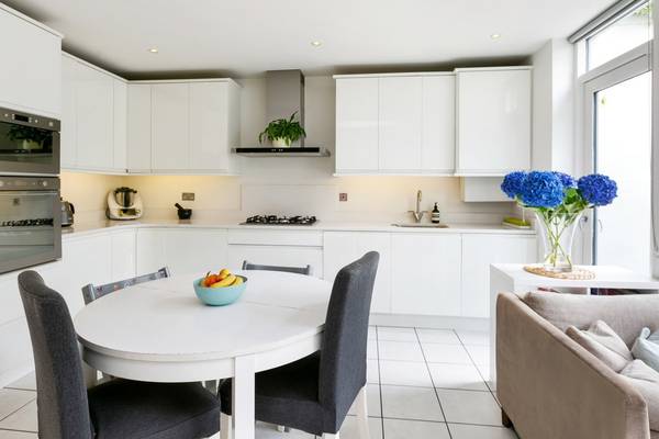 Two-bed mews close to Ranelagh village for €595,000