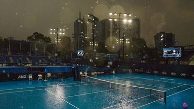 Australian Open: Storm brings relief but players remain on edge
