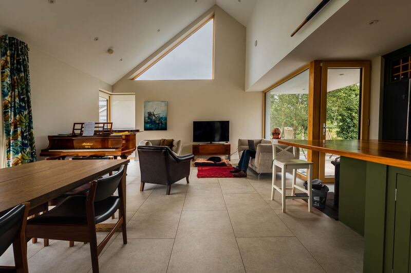 Sitting room and diningroom