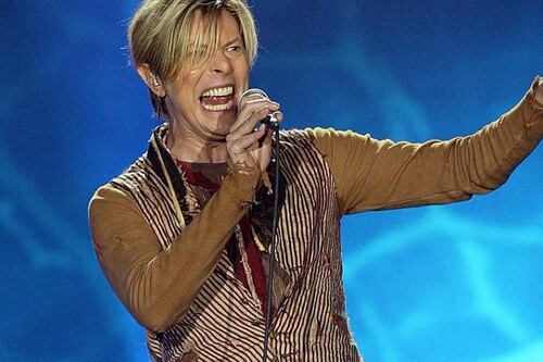 Warner Music acquires David Bowie’s songbook for about €221m