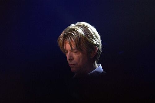 Warner Music in talks to purchase David Bowie’s songwriting catalogue