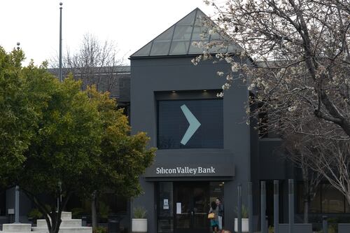Silicon Valley Banks’s new owner fights to rebuild brand and stem outflows