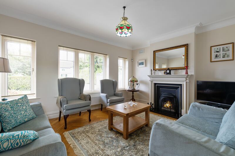 Formal sitting room