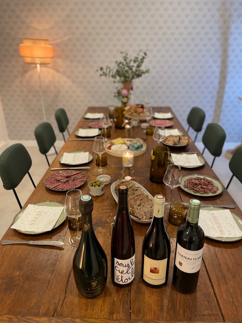 Table set for a tasting at Cavewoman Wines