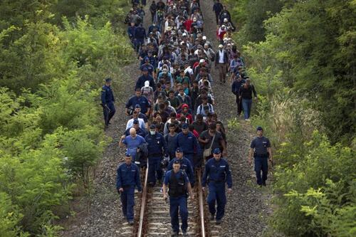 Refugee crisis: Irish volunteers are stepping in to help