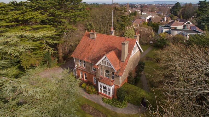 Heather Lodge, Kerrymount Avenue, Foxrock, Co Dublin