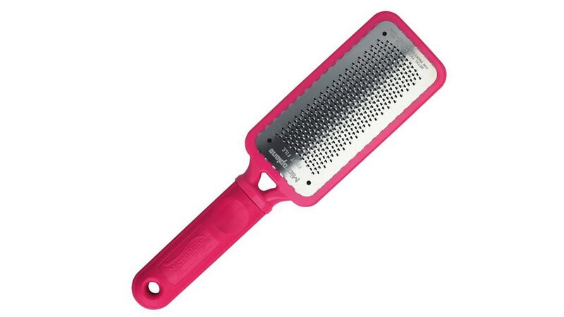 Microplane Professional Pedicure Rasp (€10.47 at ellisons.co.uk)