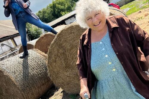‘You have a very strong accent’: Miriam Margolyes hits peak Brit Abroad mode with Lynn Ruane
