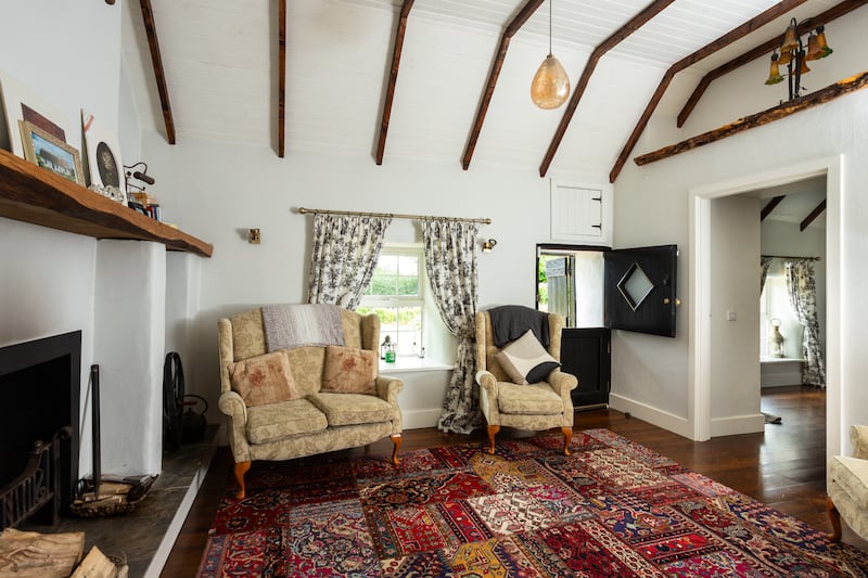 Sittingroom in original part of cottage