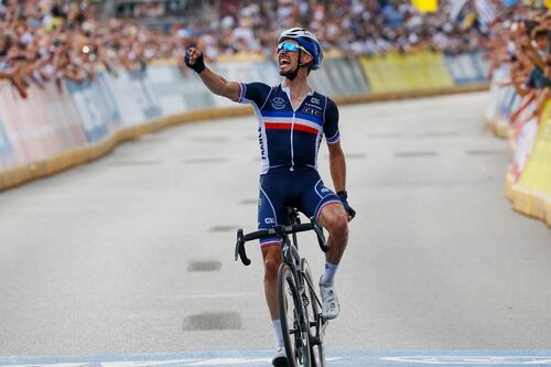 Julian Alaphilippe retains rainbow jersey as he defends world title in Belgium