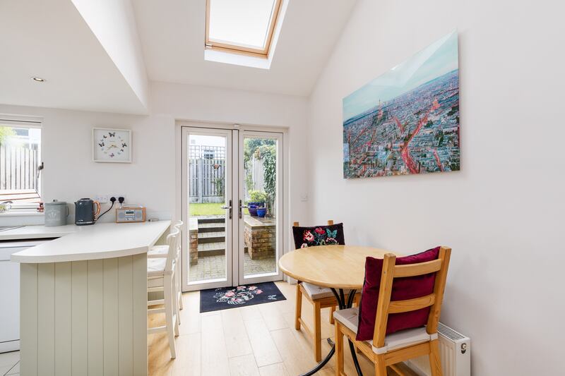 The dining area in the kitchen