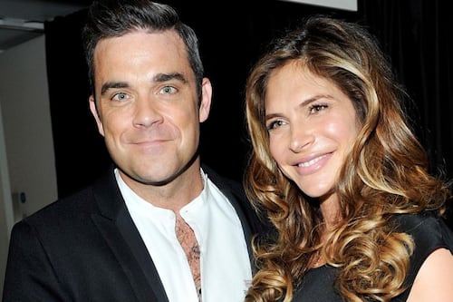 Robbie Williams lets his wife entertain him during labour