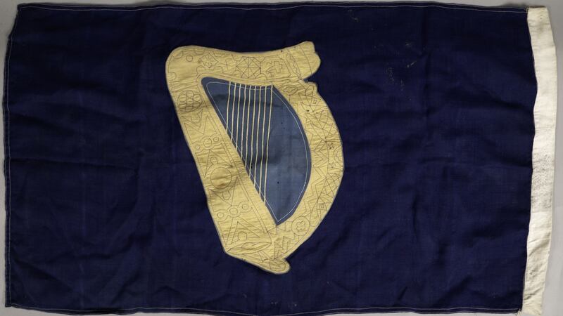 A 19th century Irish Nationalist flag, €200–€300