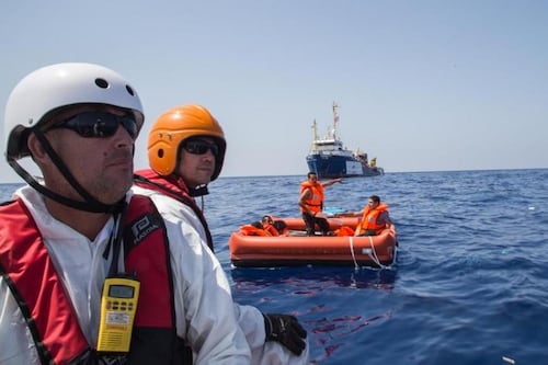 LÉ Niamh rescues 367 migrants after boat capsizes off Libya coast