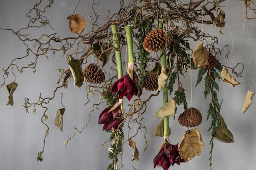 A simple-to-make but stunning-to-look-at Christmas decoration