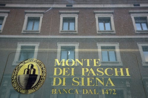 Troubled Italian bank ousts chief executive