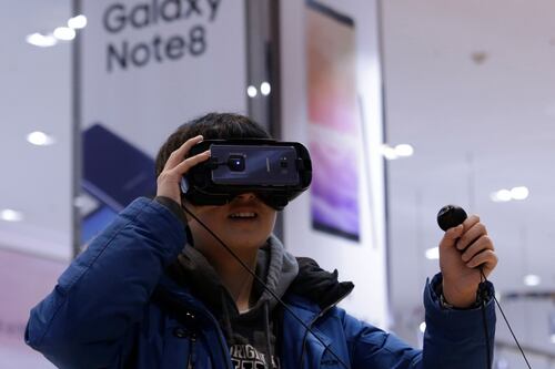 Samsung unveils stock split and record profit on chip ‘super-cycle’