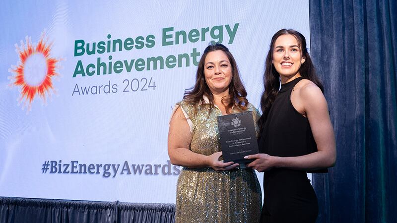 Elaine Negi, strategic projects manager – Accelerate Green at Bord na Móna, presents the best energy achievement in financial and professional services award to Caitríona Bannon, Oakview Early Years Services