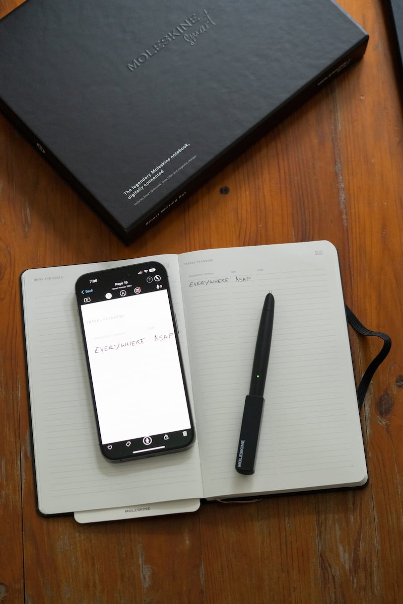 Moleskine Smart Writing System