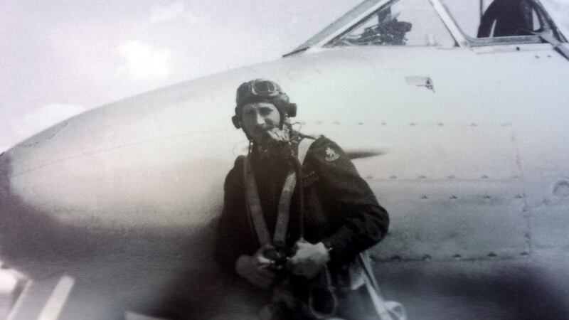 Dutch fighter pilot Jan linzel before a sortie