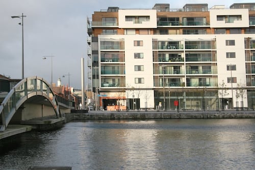 Free rent incentive offered on luxury Docklands apartments