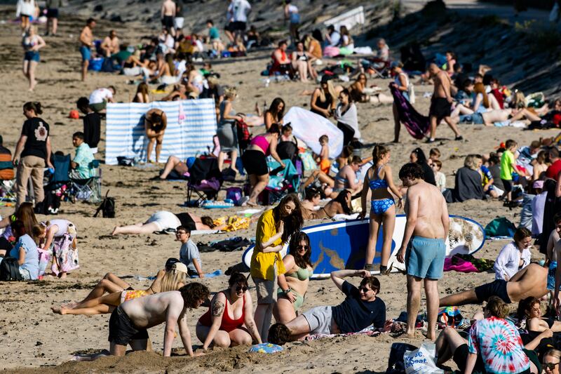 It will remain warm on Saturday and “into next week,” according to Met Éireann forecaster Linda Hughes. Photograph: Liam McBurney/PA Wireire