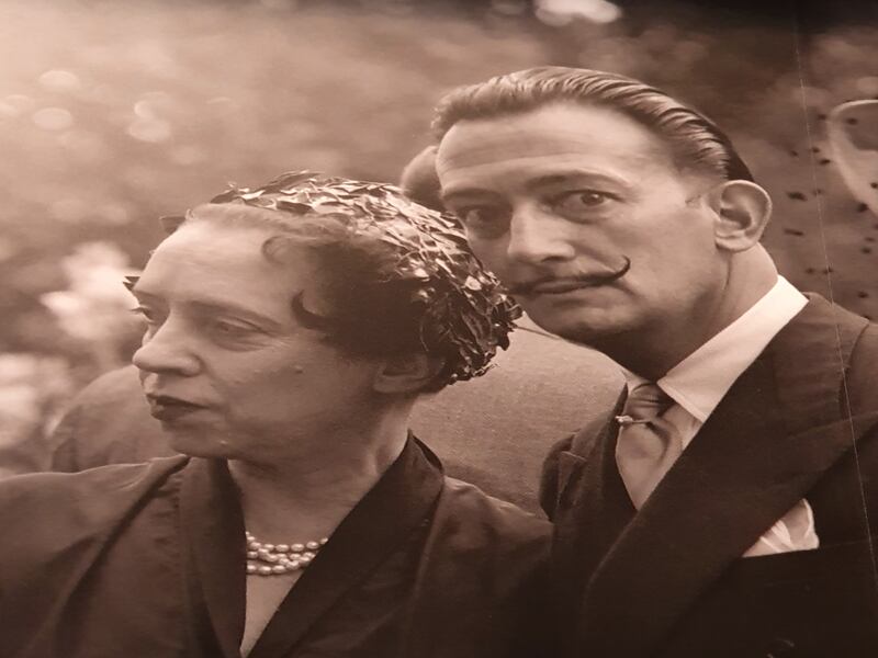 Elsa Schiaparelli with Salvador Dalí, with whom she often worked.