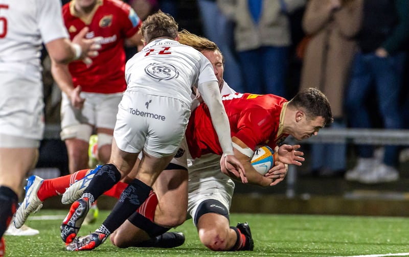 Munster’s Tom Farrell scores the winning try of the match. Photograph: Morgan Treacy/Inpho