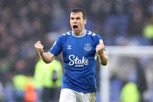 Séamus Coleman signs up for another year with Everton