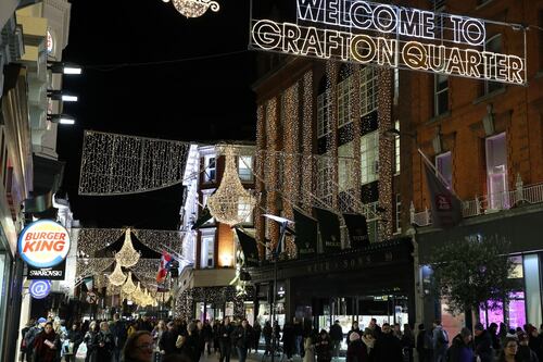 Pressure increases to remove ‘Grafton Quarter’ Christmas lights