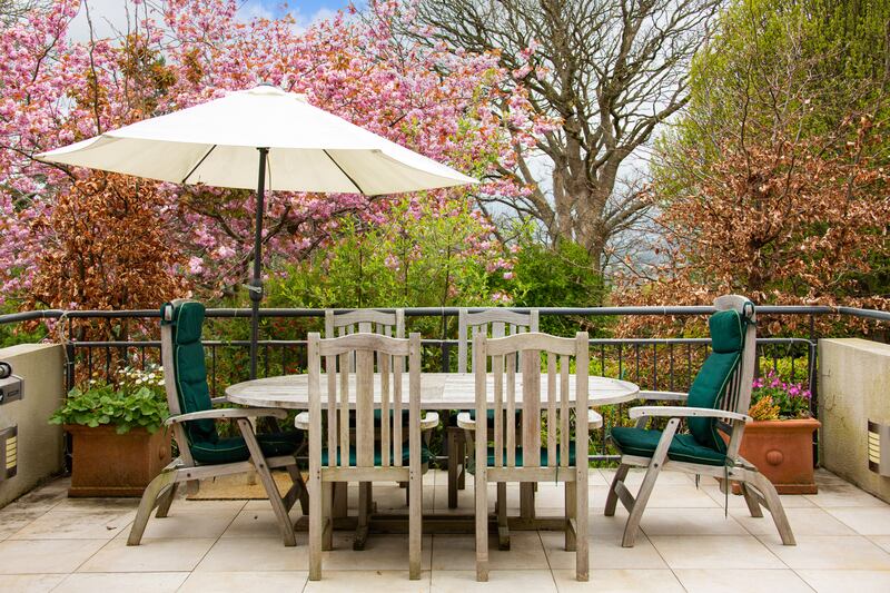 Barbecue and patio area