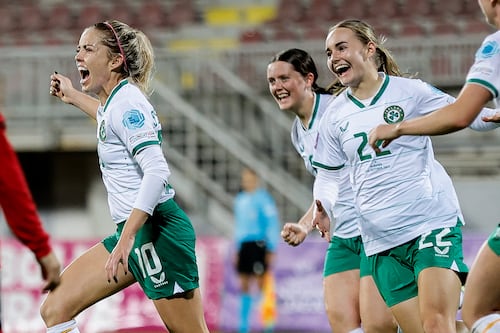 Eileen Gleeson hails Ireland team as they secure promotion to Nations League top tier on ‘chaotic night’ 