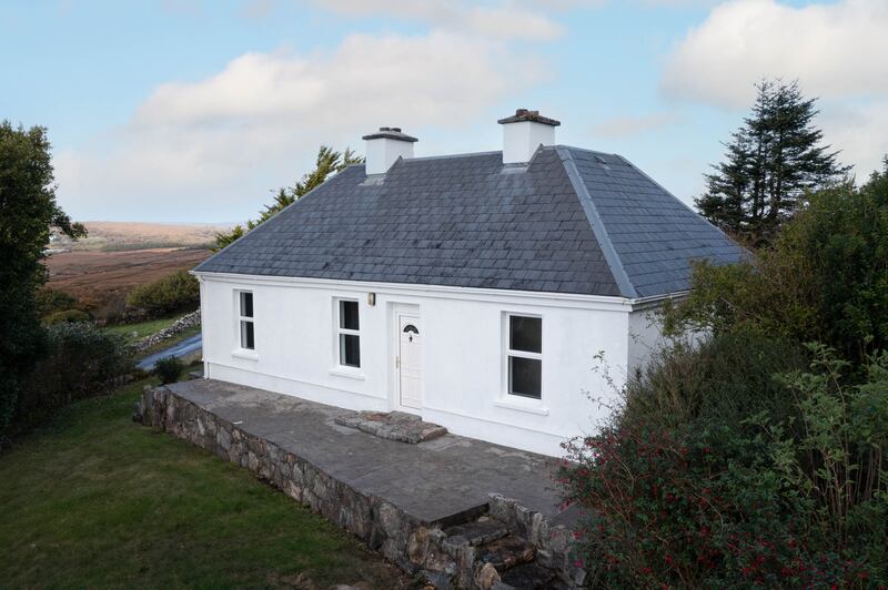 A modernised 1950s bungalow just outside Spiddal